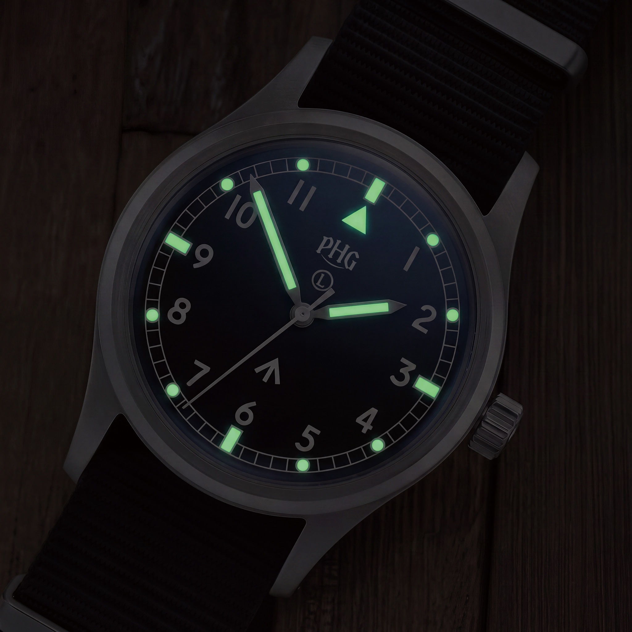 PHG W10‑1967 Vintage Military  - Tropic Strap Vintage 评论和价格